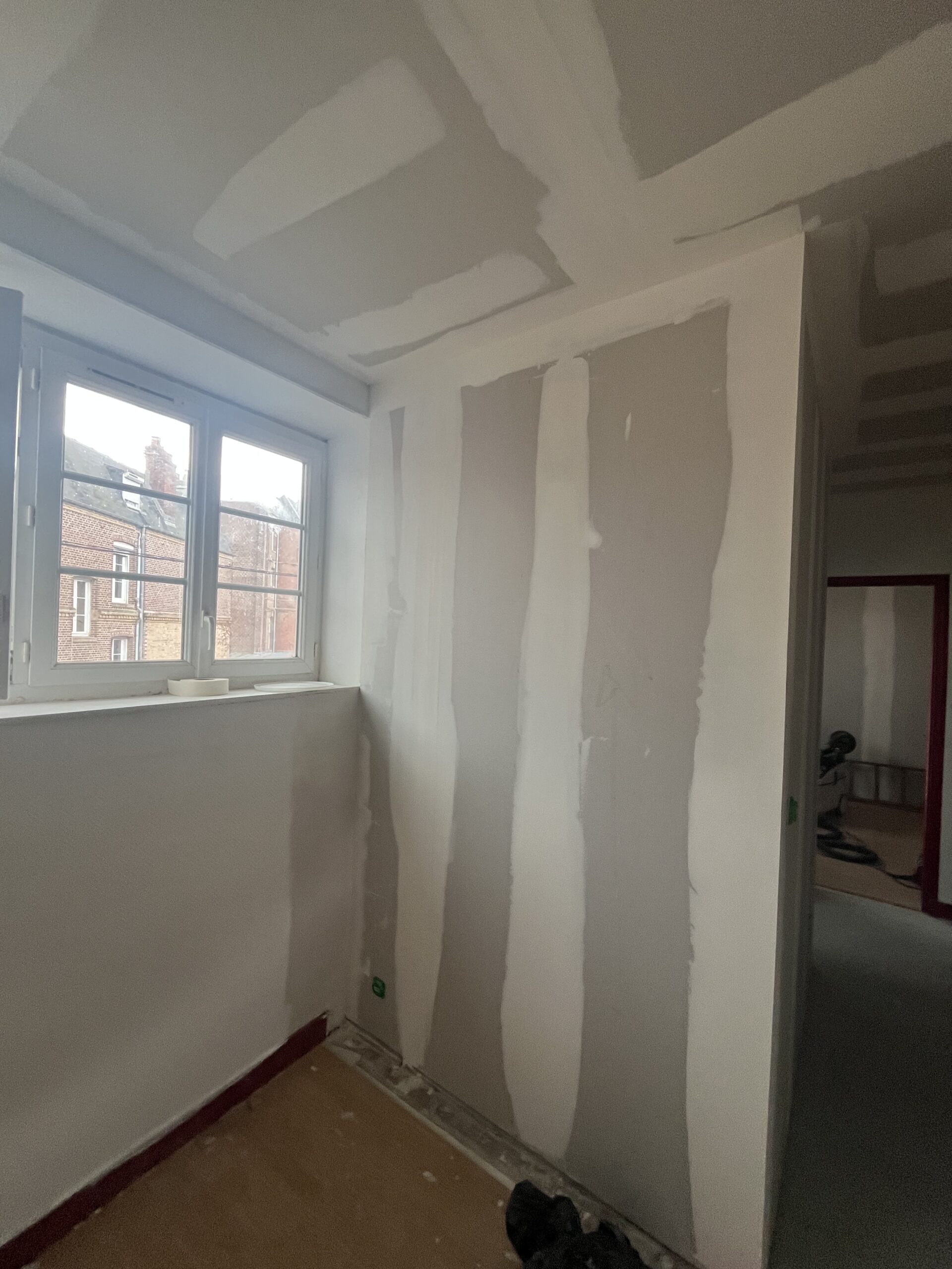 Pose de cloisons — VG2A Dieppe